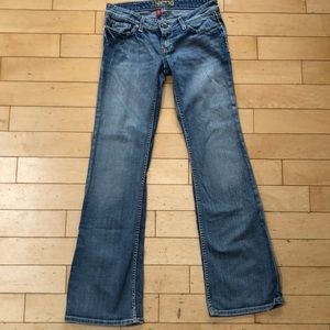 BKE Stella Bootcut Jeans size 26 x 33 1/2